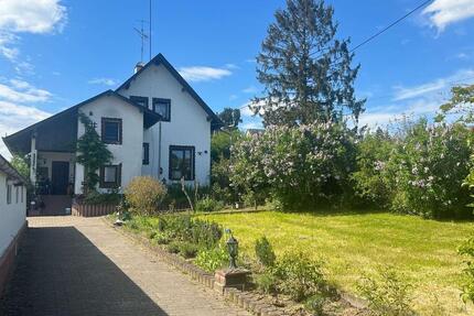 Haus + Einliegerwohnung 290m², Stallungen, Reitplatz, Roundpen... - Wiesbaden Biebrich