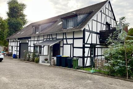 1 bis 2- Familien Wohnhaus mit Scheune & Garage , Schwerte Holzen - Unna