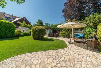 Haus zum Kaufen in Tübingen 1.200.000,00 € 208 m²