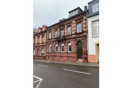 Haus zum Kaufen in Primasens 225.000,00 € 339 m²