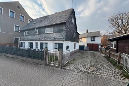 Geräumiges Einfamilienhaus Teilsaniert von Privat - Oberlungwitz