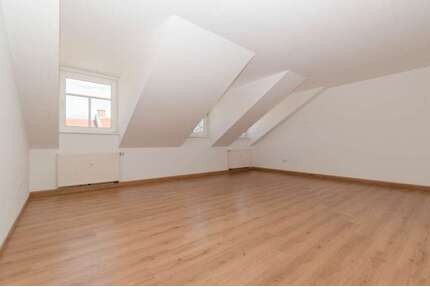 Wohnung zum Mieten in Wurzen 615,00 € 93.88 m²