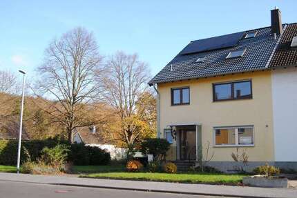 Haus zum Kaufen in Weilerswist 420.000,00 € 203 m²