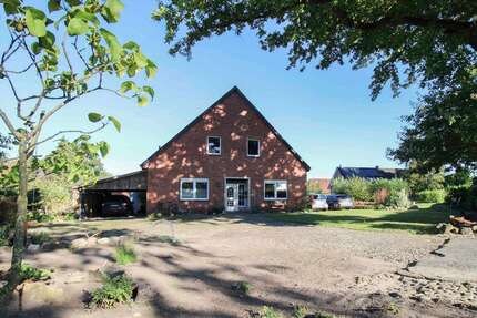 Haus zum Kaufen in Farven 199.000,00 € 167.29 m²