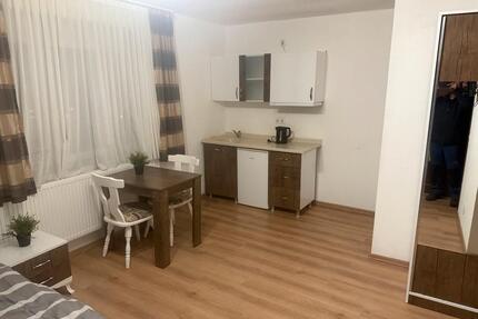 Möbliertes Zimmer - 750,00&nbsp;EUR Kaltmiete, ca.&nbsp; 22,00&nbsp;m&sup2; in Biberach an der Riß (PLZ: 88400)
