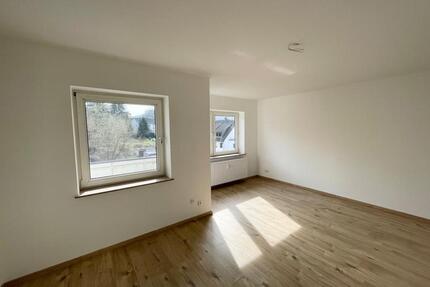 Bezugsfertige 3-Zimmer-Wohnung mit Balkon und neuem Bad in Hemer