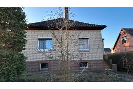 Einfamilienhaus mit Wintergarten und Ausbaupotenzial - Celle Altencelle