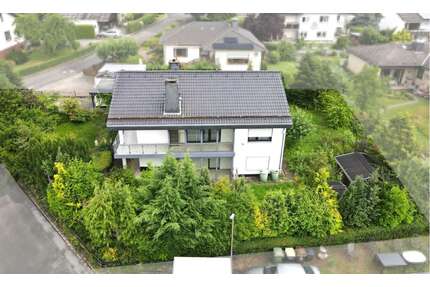 Haus zum Kaufen in Immenhausen 329.000,00 € 126 m²