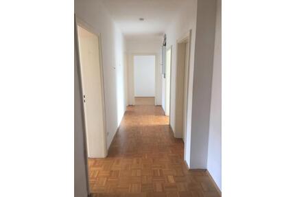 Viel Charme: 3-Zimmer-Whg. nahe Opernhaus - Nürnberg Gibitzenhof