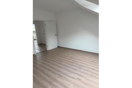 Wohnung zu vermieten - 1.050,00&nbsp;EUR Kaltmiete, ca.&nbsp; 75,00&nbsp;m&sup2; in Spiesen-Elversberg (PLZ: 66583)