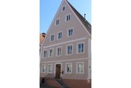Mehrfamilienhaus mit Charakter – Historisches Gebäude mit moderne - Oettingen in Bayern