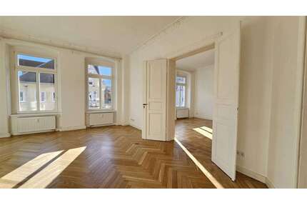 Haus zum Kaufen in Zittau 630.000,00 € 537 m²