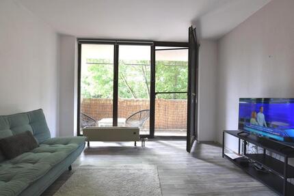 Möbliertes Apartment mit großer Küche, Balkon und Tiefgarage in Mainz-Finthen