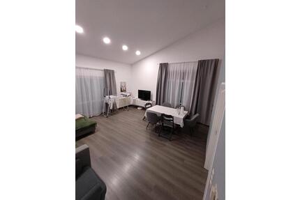 Helle 3 Zimmer Wohnung - 1.150,00&nbsp;EUR Kaltmiete, ca.&nbsp; 92,00&nbsp;m&sup2; in Lauffen am Neckar (PLZ: 74348)