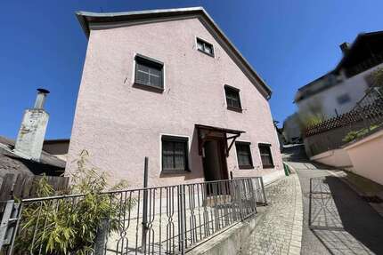 Haus zum Kaufen in Altmannstein 150.000,00 € 127 m²