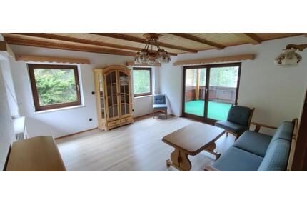 3-Zi. Mietwohnung in Zwiesel mit Garage, Wintergarten, Garten