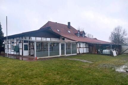 Haus zu verkaufen - 220.000,00&nbsp;EUR Kaufpreis, ca.&nbsp; 280,00&nbsp;m&sup2; in Rehburg-Loccum (PLZ: 31547)