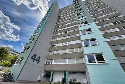Wohnung zum Kaufen in Böblingen 198.000,00 € 75 m²
