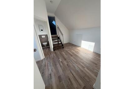 Gemütliches Dg Apartment in Hellenhahn-Schellenberg