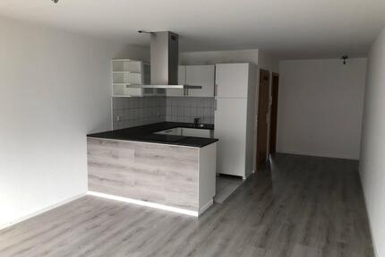 Gepflegte 2-Zi. Wohnung mit Küche und TG-Platz - Laichingen