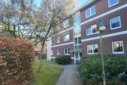 Top Lage! Modernisiert! 3,5 Zimmer mit Balkon - Hasloh