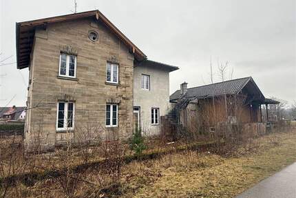 Viel Platz für Kreativität - ehemaliger Bahnhof bei Hilpoltstein - Heideck Seiboldsmühle