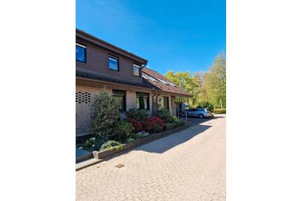 wunderschöne DG Eigentumswohnung mit Loggia und Garage stellpl. - Oerlinghausen