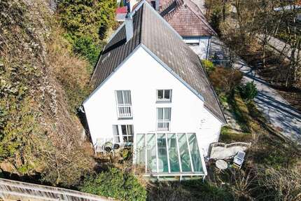 Haus zum Kaufen in Landshut 649.800,00 € 182 m²