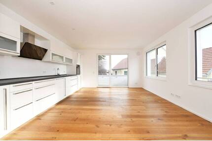 AIGNER - 4-Zimmer-Wohnung mit Balkon und EBK in ruhiger Lage von Germering