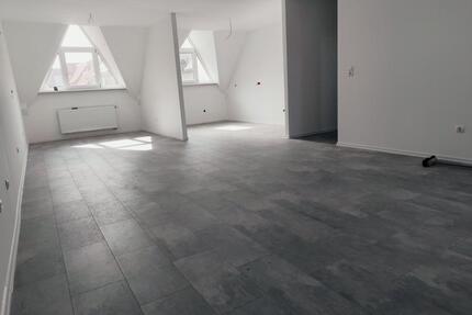 4-Zimmer Wohnung in Geldersheim 122qm NEU komplett saniert SOFORT