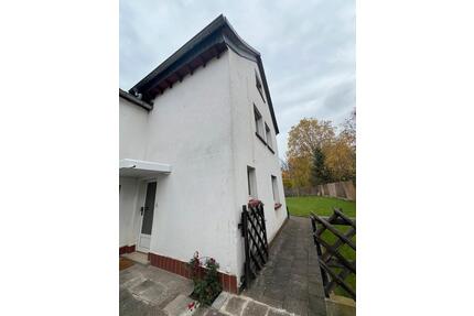 Geräumiges 4,5-Zi.-Hinterhaus mit Garage in Dreieich