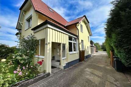 Haus zum Kaufen in Stade 429.000,00 € 213 m²