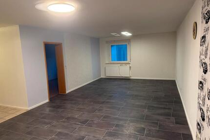 3 Zimmer Küche Bad Wohnung Nähe Hahn Airport - Büchenbeuren