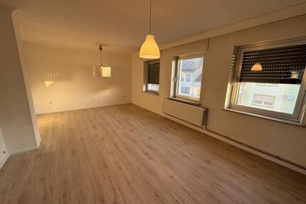 2 ZKB Wohnung (75 m²) mit Wintergarten in Saarlouis - Fraulautern