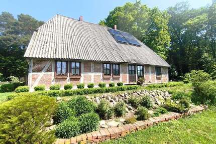 Haus zum Kaufen in Laave 295.000,00 € 137 m²