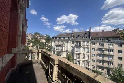 Wohnung zum Mieten in Wiesbaden 2.600,00 € 140 m²
