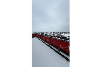 Helle u. geräumige 5-Zimmer-Penthaus-Wohnung zu vermieten - Linden