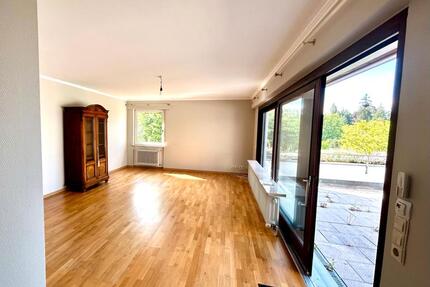 Bezugsfrei - Zuhause mit 5 Zimmern und viel Platz in Überlingen
