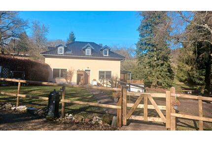 Landhaus zu verkaufen - 599.000,00&nbsp;EUR Kaufpreis, ca.&nbsp; 174,00&nbsp;m&sup2; in Hellenthal (PLZ: 53940)