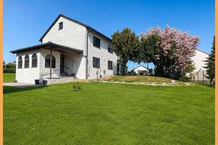 Haus zum Kaufen in Hilpoltstein 630.000,00 € 250 m²