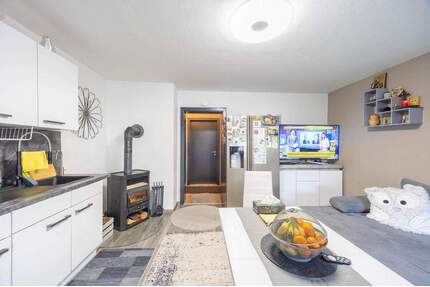 3 Zimmer mit Terrasse Zentrumsnahe - Traunreut