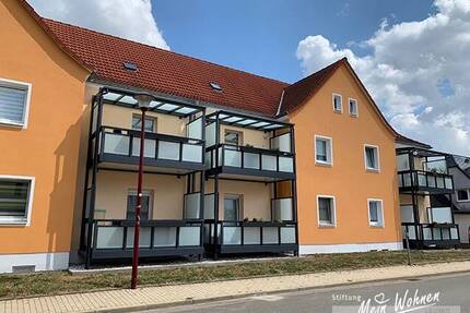 Schöne 3 Raum Wohnung mit Balkon zu vermieten! - Meuselwitz