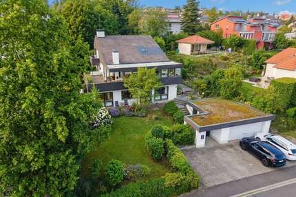 Haus zum Kaufen in Höchberg 690.000,00 € 237 m²