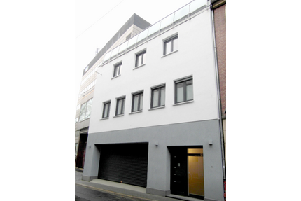Haus zum Kaufen in Neuss 1.290.000,00 € 328 m²
