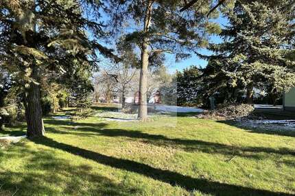 Grundstück zu verkaufen in Taucha 379.000,00 € 1240 m²