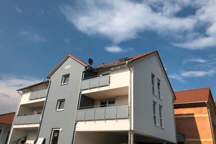 Moderne 3-Zimmer-Wohnung mit Balkon & Stellplatz in Dewangen - Aalen