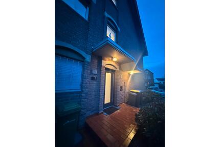 3 Zimmer Eigentumswohnung mit Balkon, Garage, Garten und Kamin - Herzogenrath