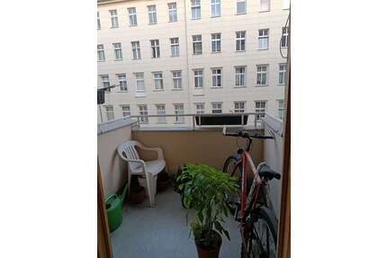 Wohnung zum Kaufen in Berlin 150.000,00 € 54.92 m²
