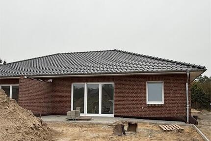 Bungalow Doppelhaushälfte in Fredenbeck-Wedel