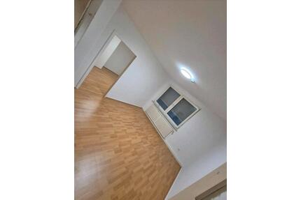 Renovierte 3 Zimmer Wohnung in zentraler Lage von Pirmasens